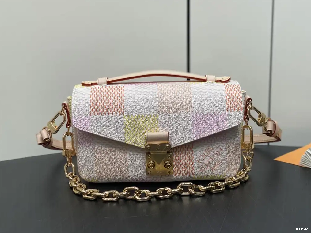 Fake Louis Bags LOUIS METIS VUITTON WEST POCHETTE EAST 0605